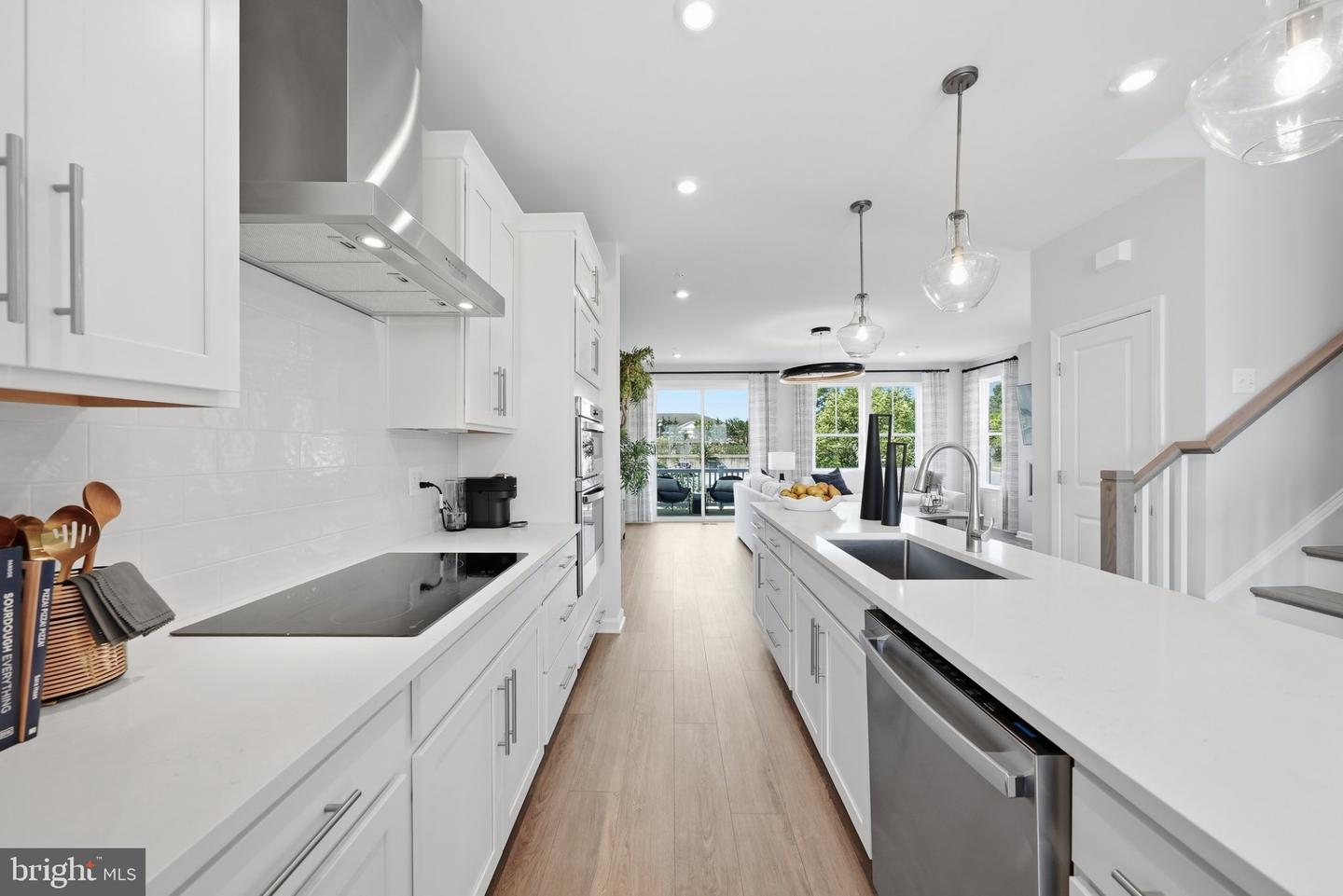 14306 Bronte St Property Photo 79