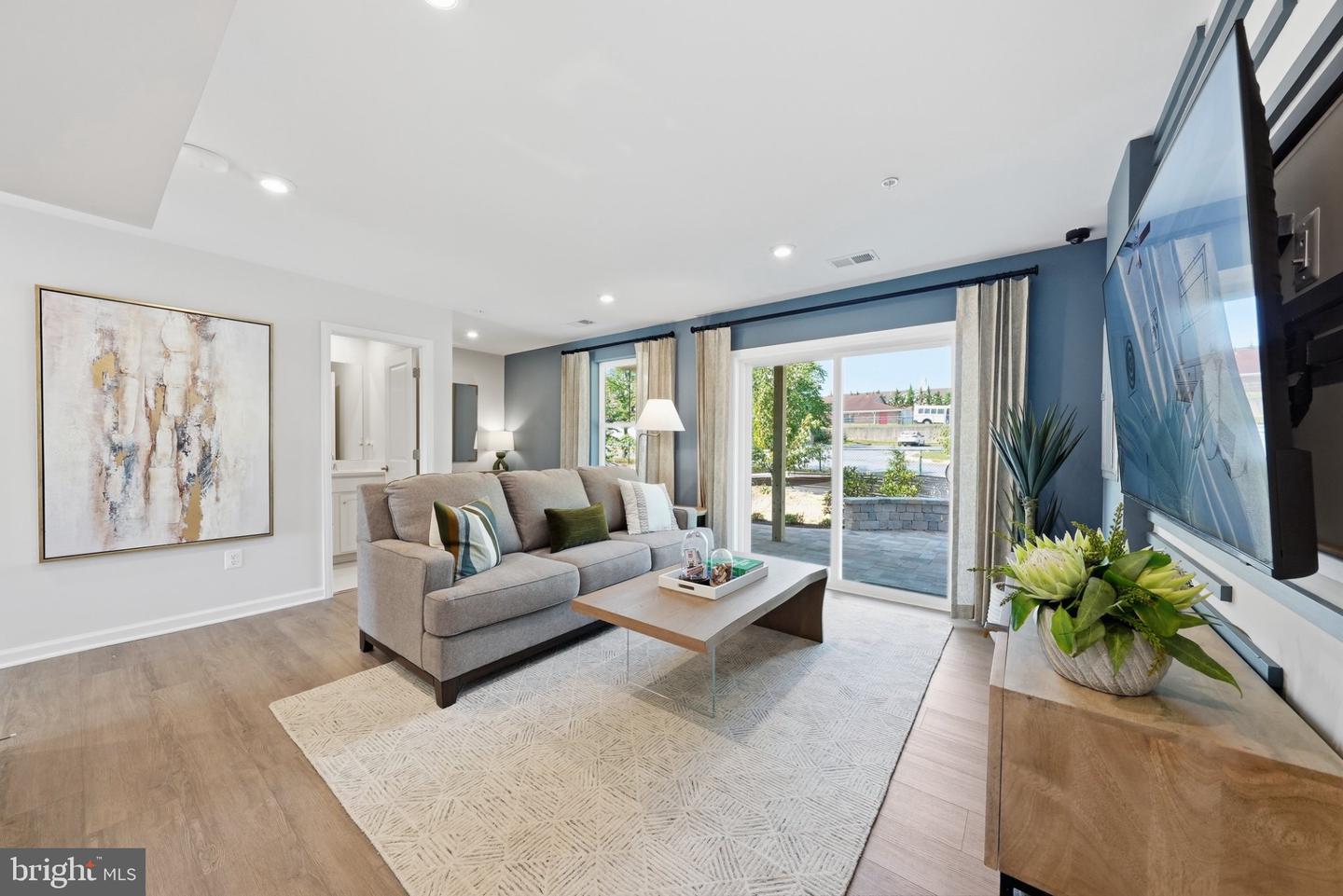 14306 Bronte St Property Photo 88