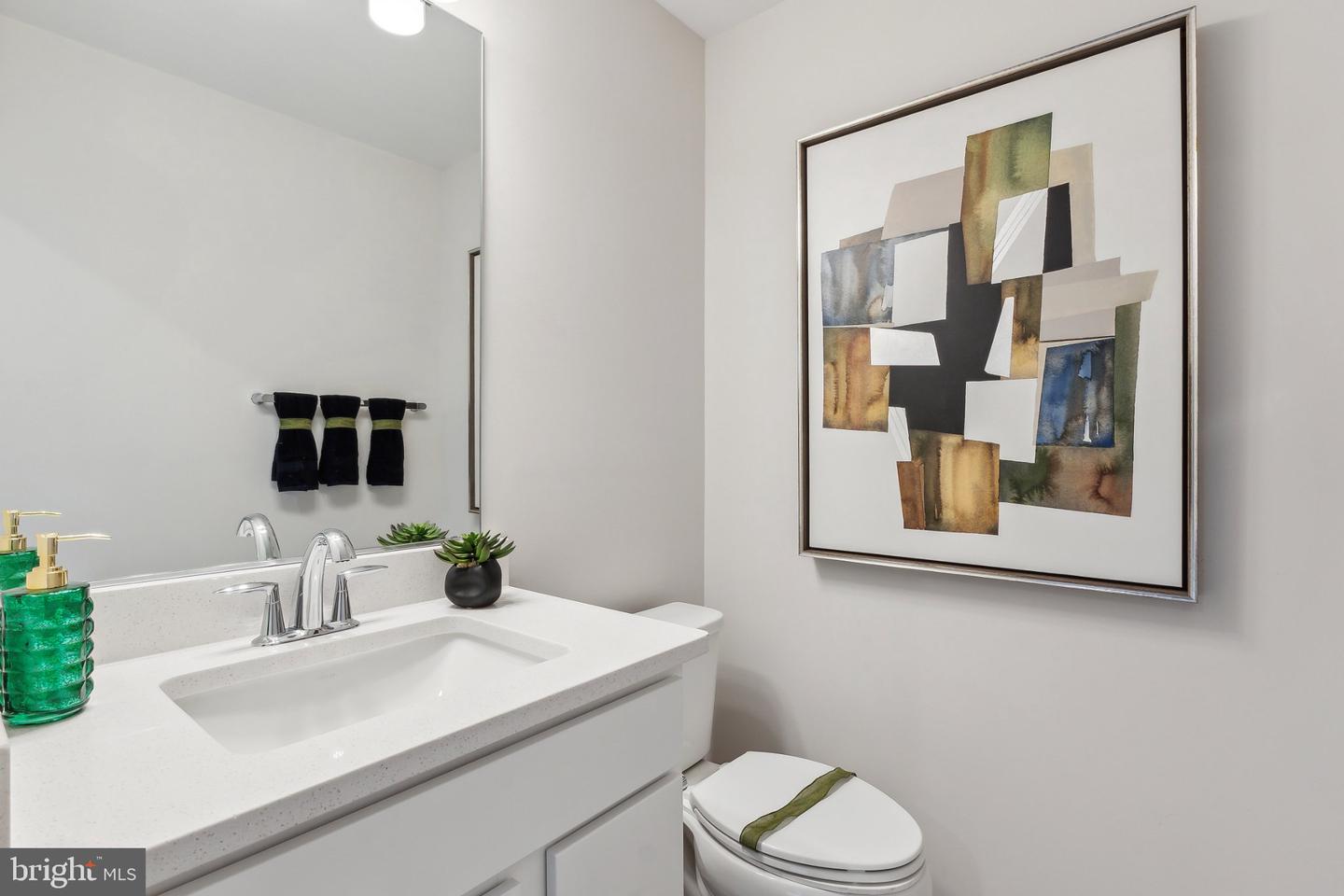 14306 Bronte St Property Photo 105