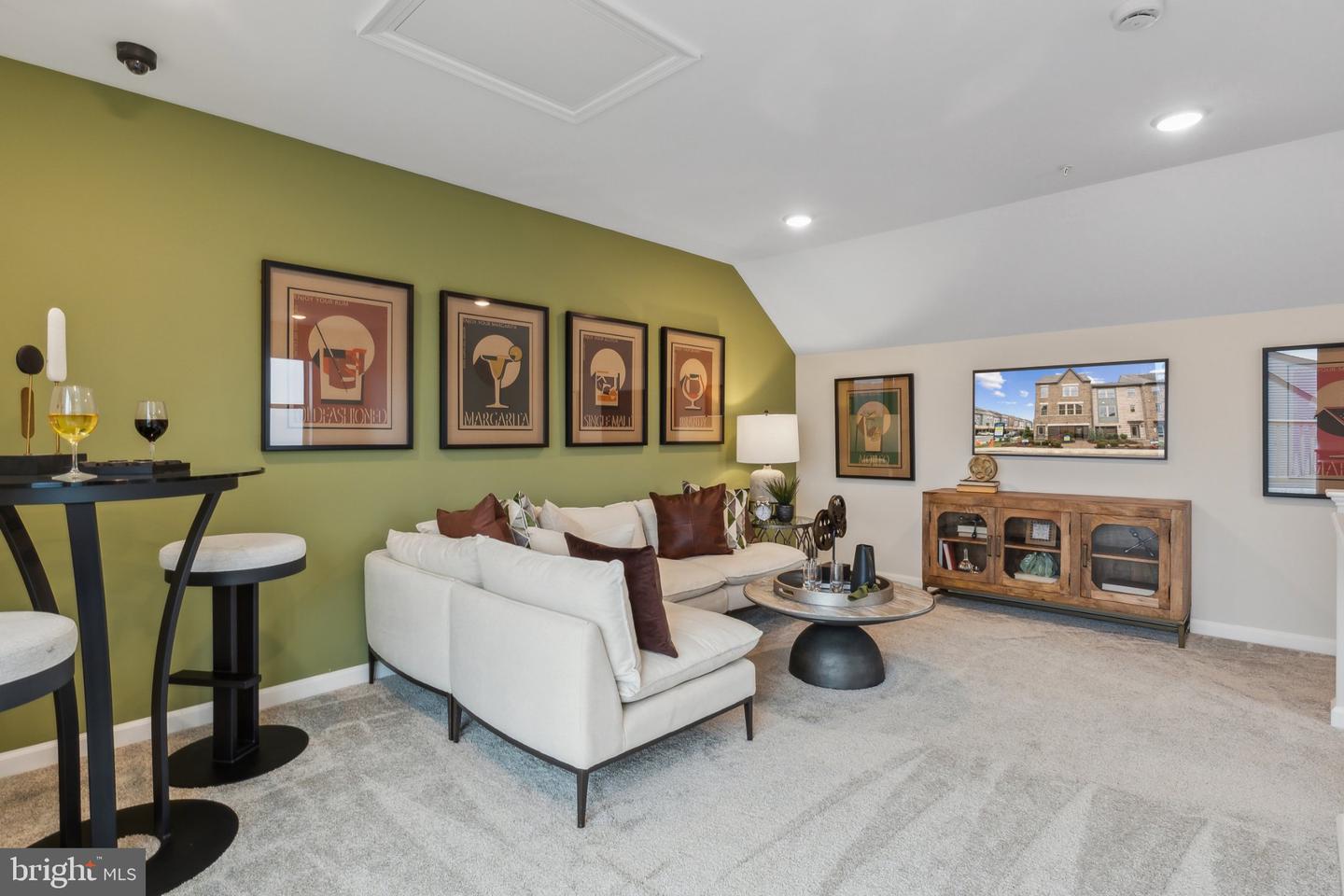 14306 Bronte St Property Photo 110