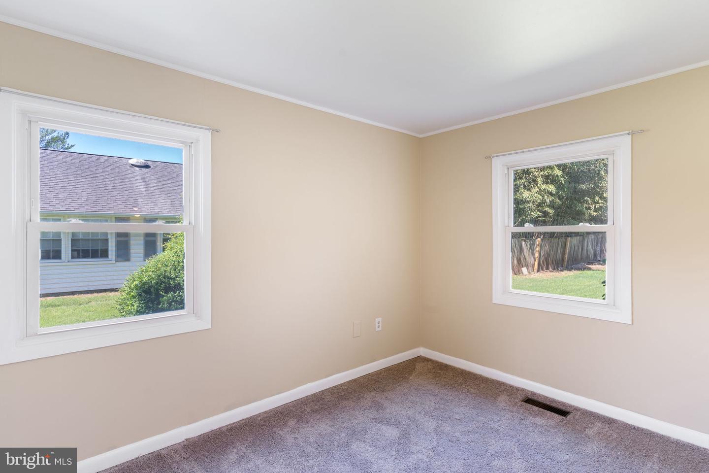 2914 Stonybrook Dr Property Photo 24