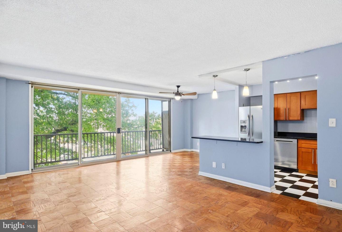 4410 Oglethorpe St #309 Property Photo 1