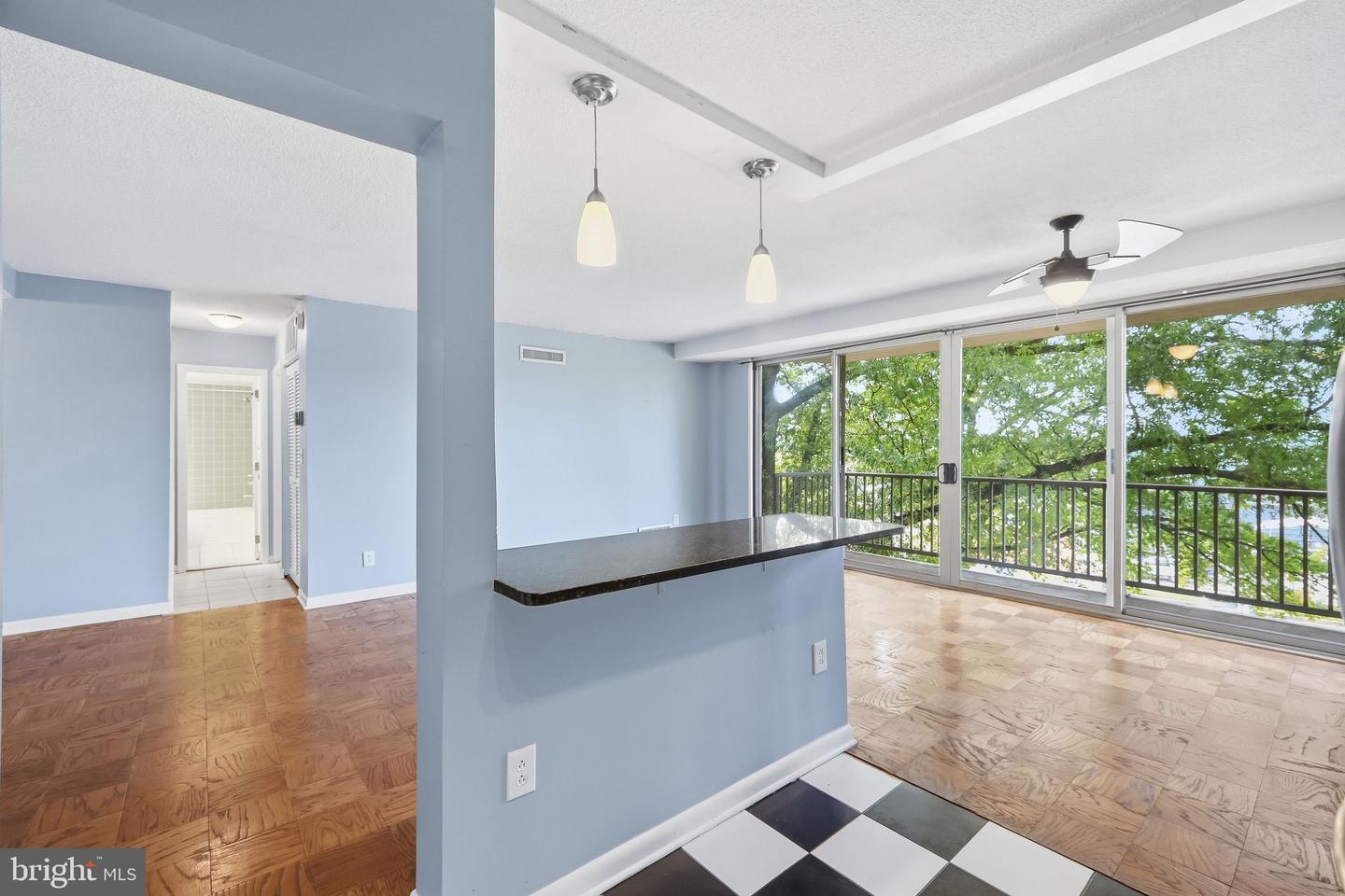 4410 Oglethorpe St #309 Property Photo 3