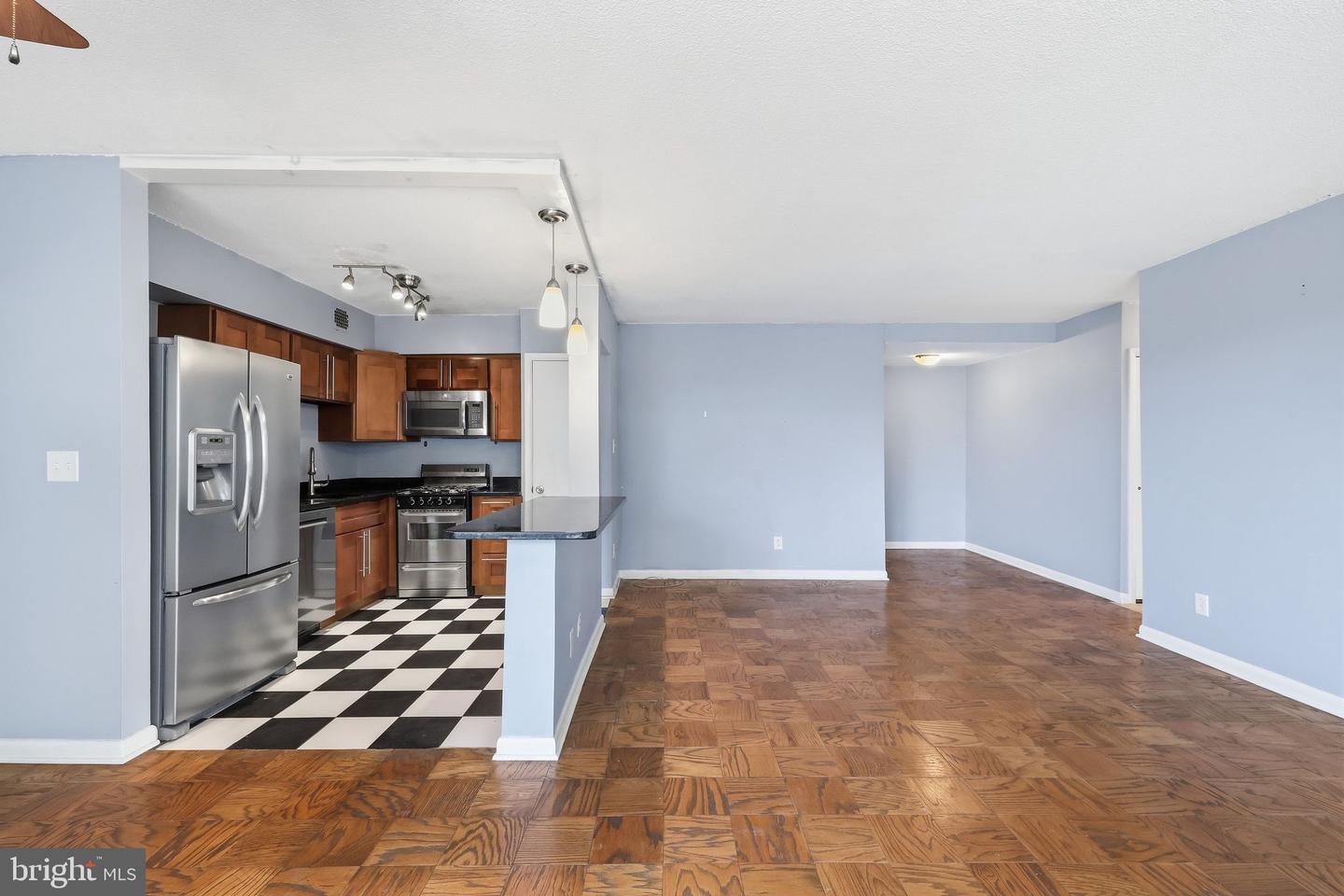 4410 Oglethorpe St #309 Property Photo 13