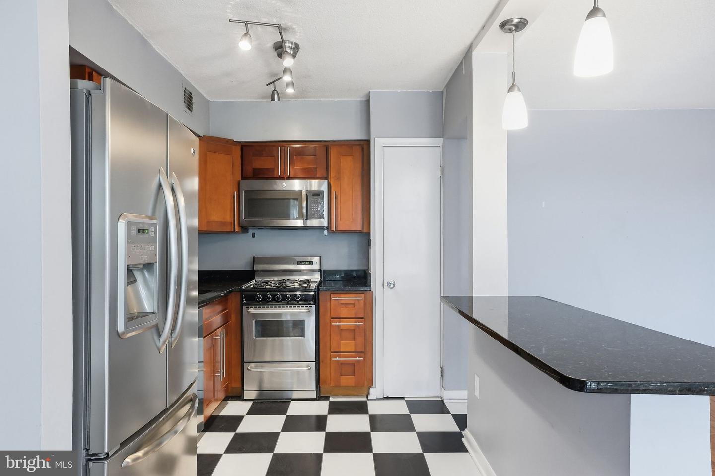 4410 Oglethorpe St #309 Property Photo 17