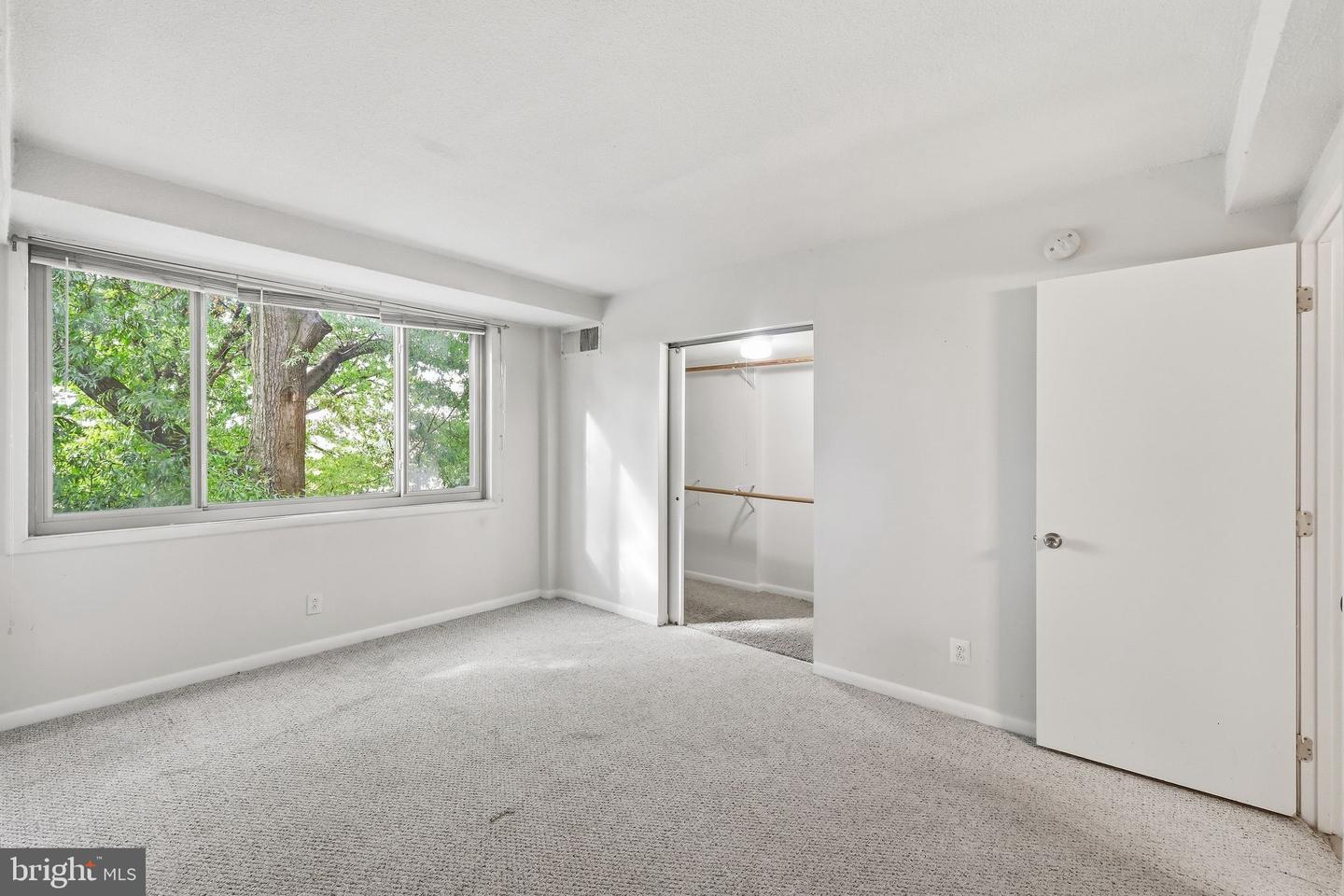 4410 Oglethorpe St #309 Property Photo 20
