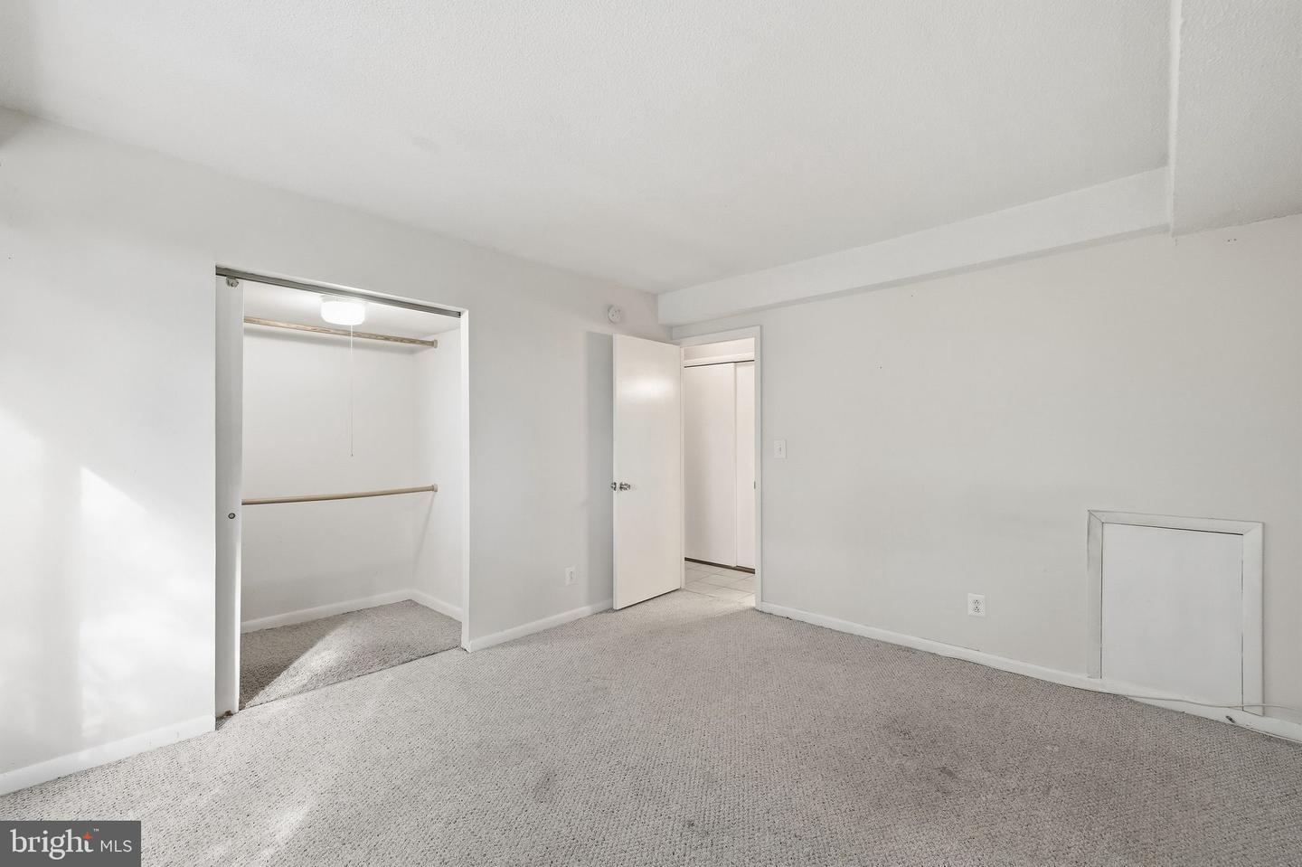 4410 Oglethorpe St #309 Property Photo 23
