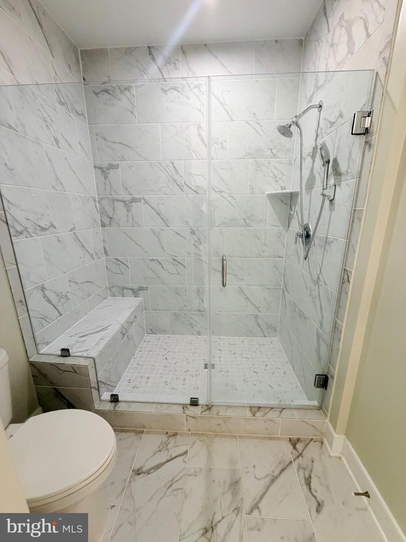 102 Saint Ives Pl #408 Property Photo 10