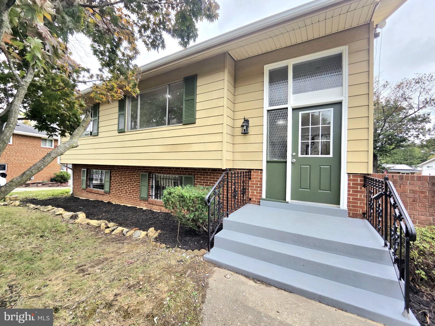 2109 WINTERGREEN AVE Property Photo 1