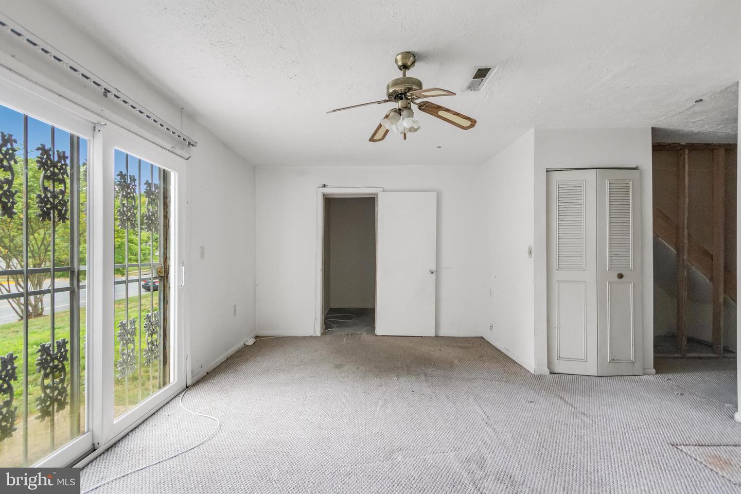 4668 Winterberry Ln Property Photo 24