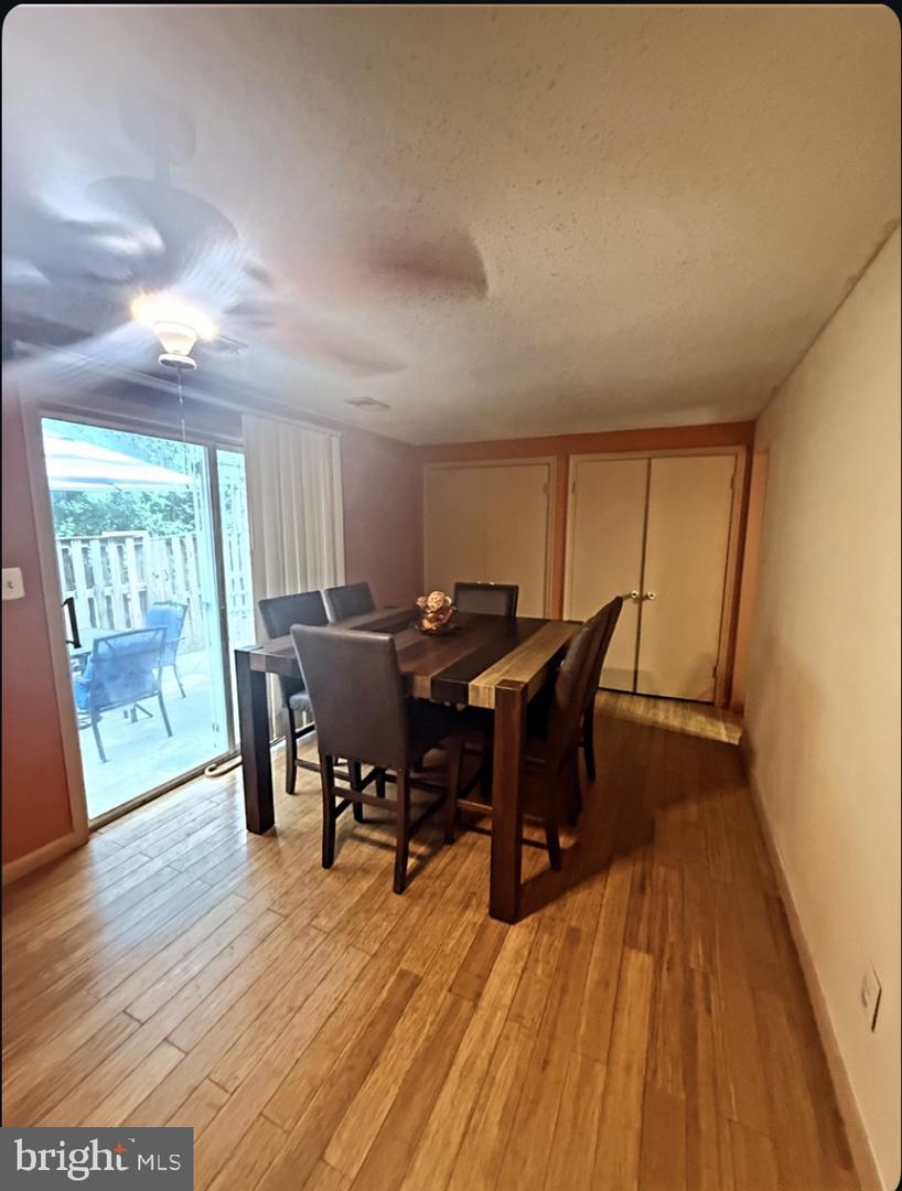 1707 Dutch Village Dr #m-393 Property Photo 3
