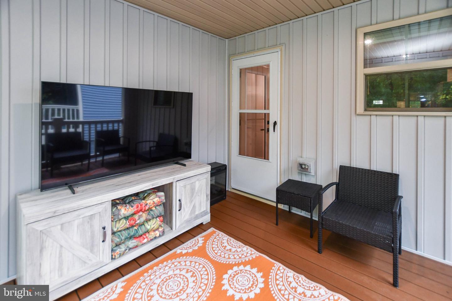 14365 Longhouse Loop Property Photo 5