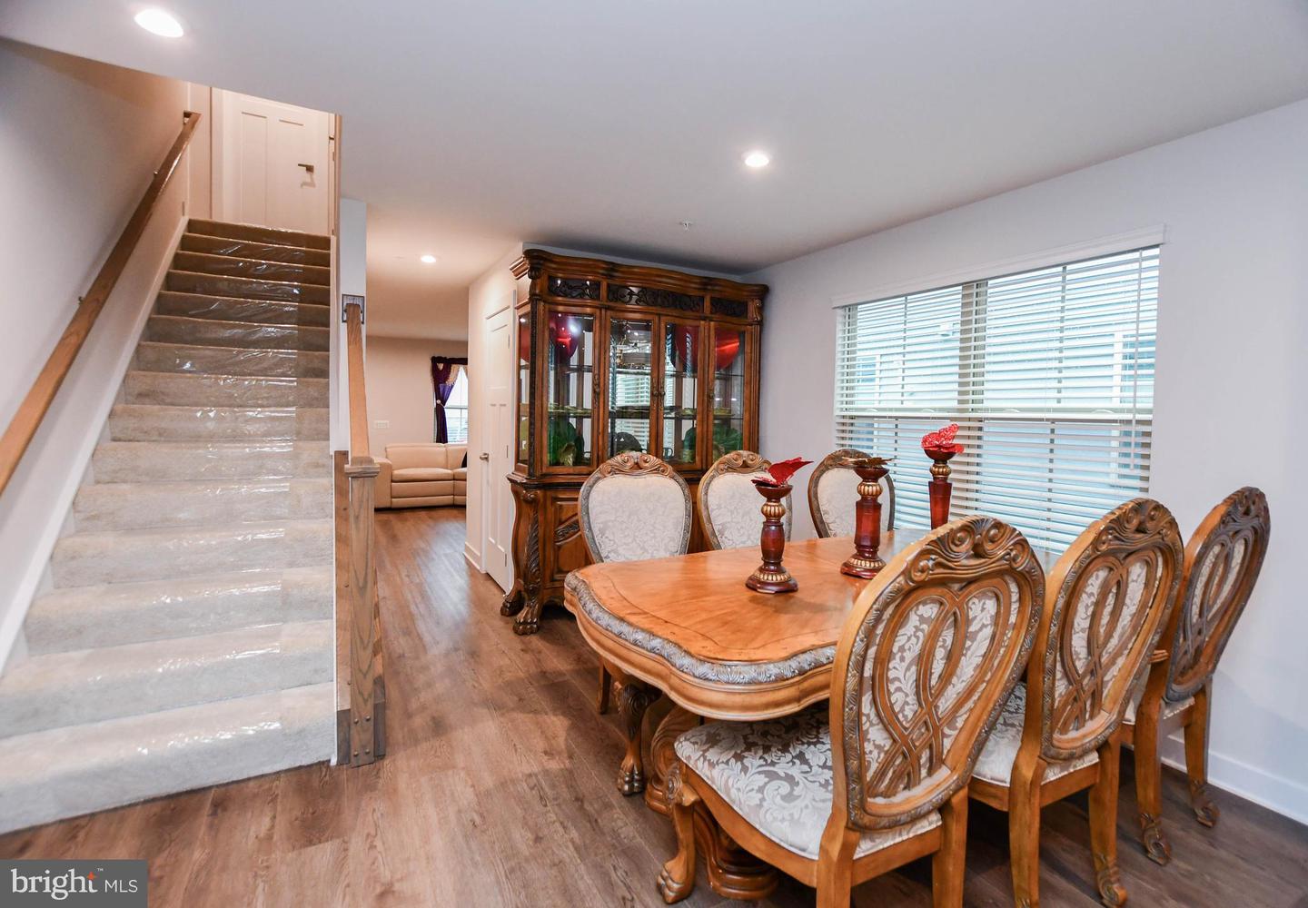14365 Longhouse Loop Property Photo 7