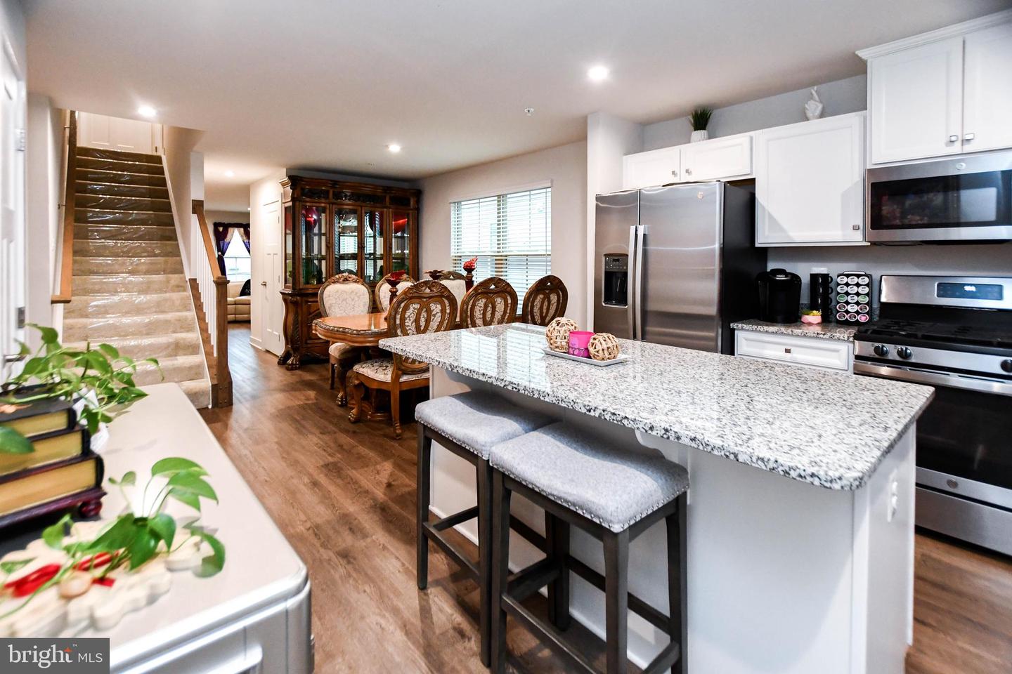 14365 Longhouse Loop Property Photo 8