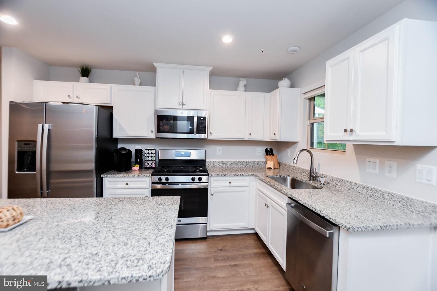 14365 Longhouse Loop Property Photo 11