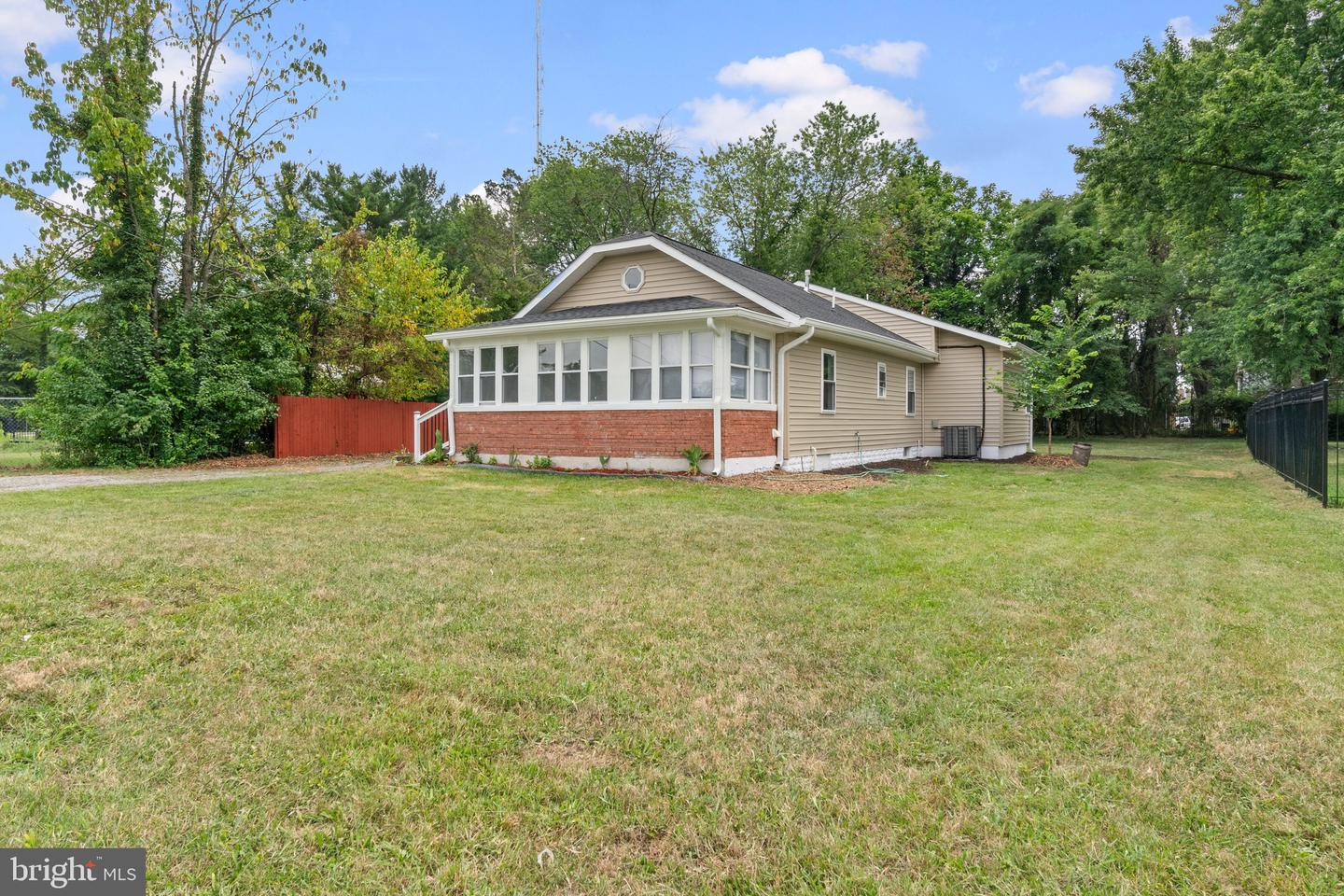 5517 Walker Mill Rd Property Photo 1