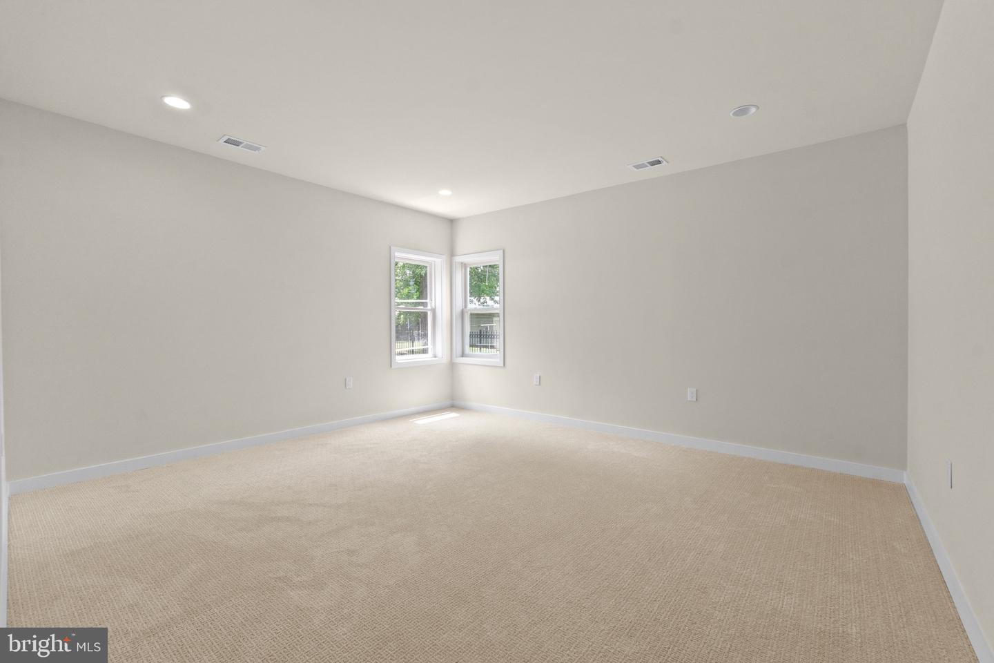5517 Walker Mill Rd Property Photo 14