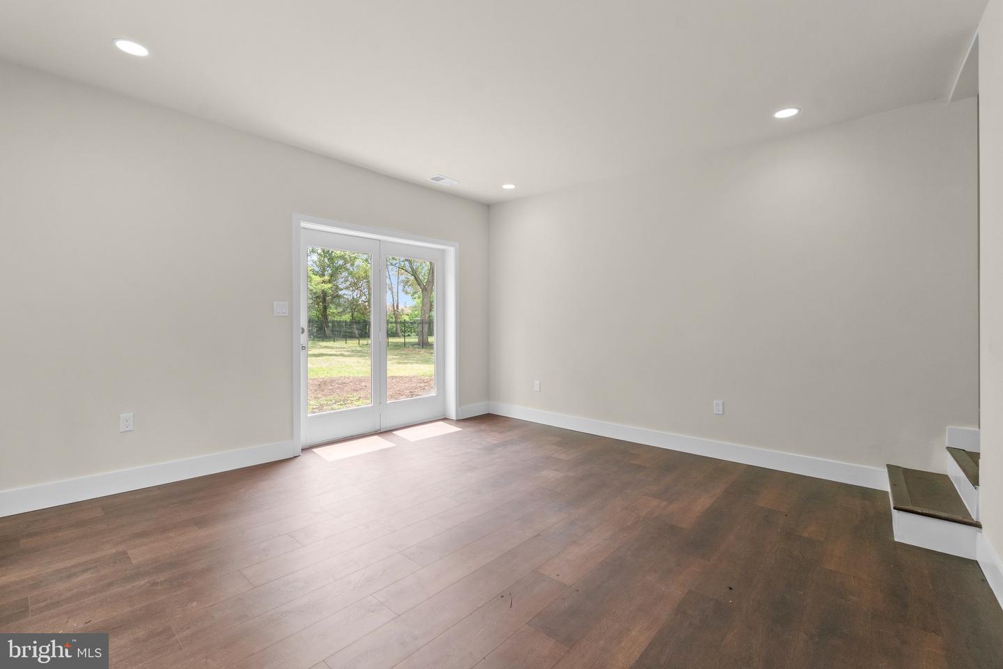5517 Walker Mill Rd Property Photo 17