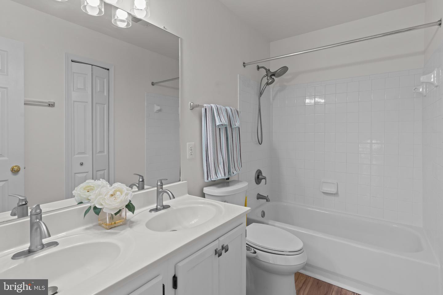 12331 Quiet Owl Ln Property Photo 25