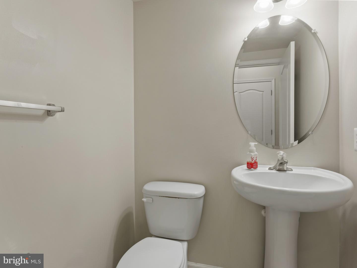 13203 Arya Dr Property Photo 18