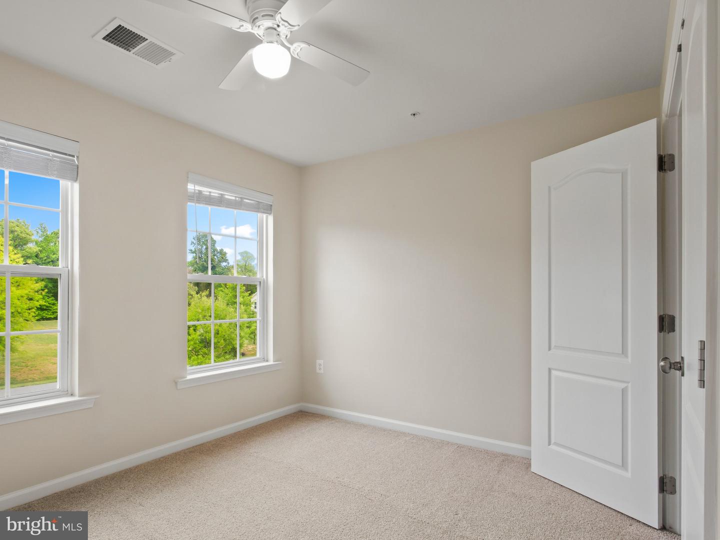 13203 Arya Dr Property Photo 22