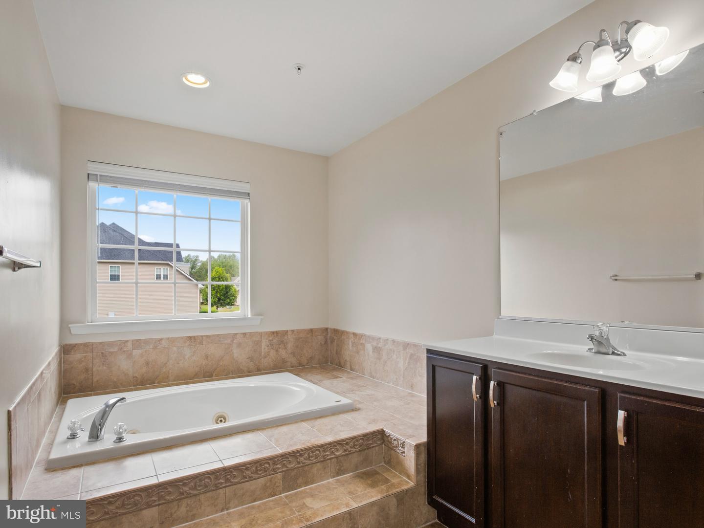 13203 Arya Dr Property Photo 31