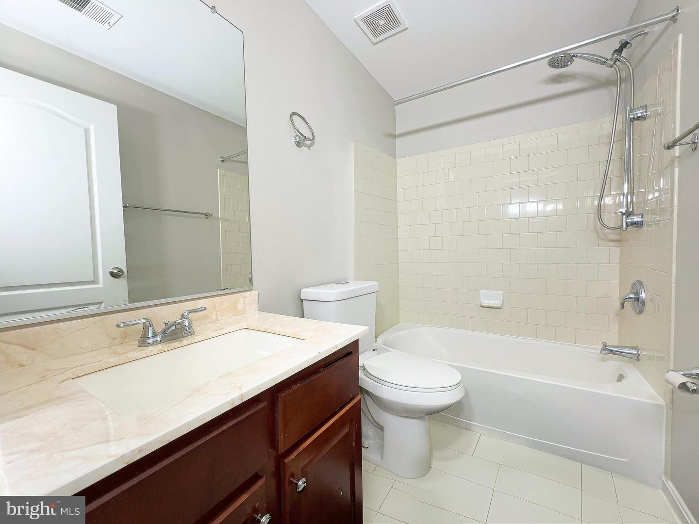 2510 Nicol Cir Property Photo 25