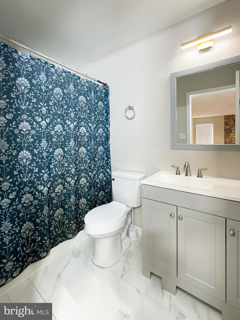 2510 Nicol Cir Property Photo 28