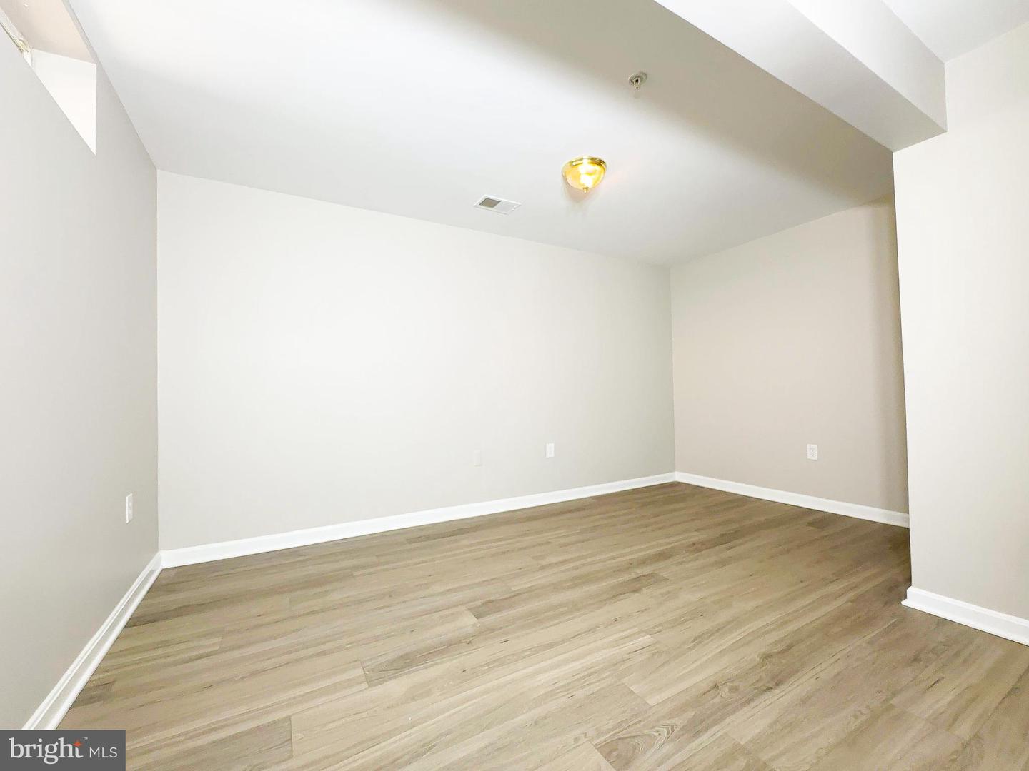2510 Nicol Cir Property Photo 31