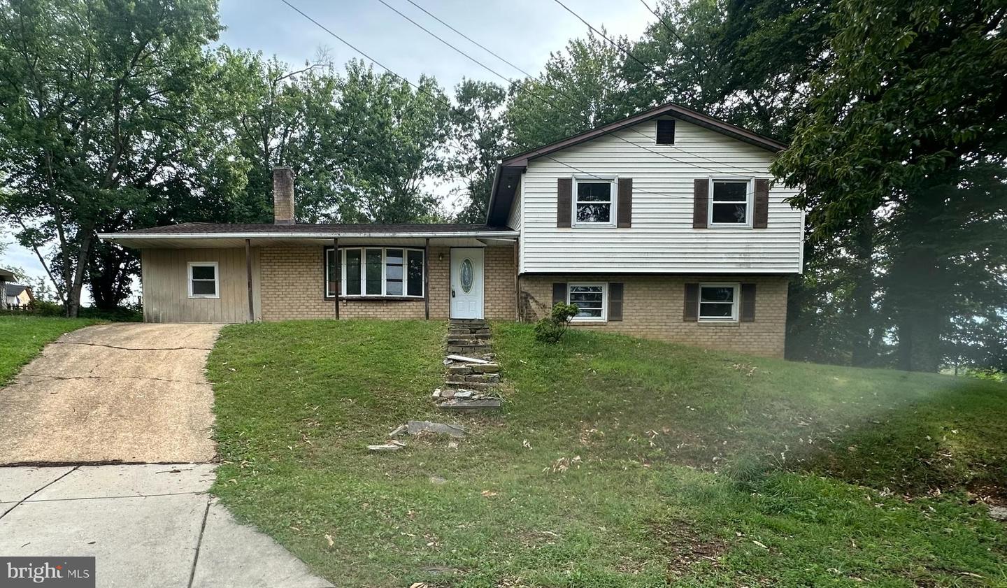 2911 Gosport Ct Property Photo 1