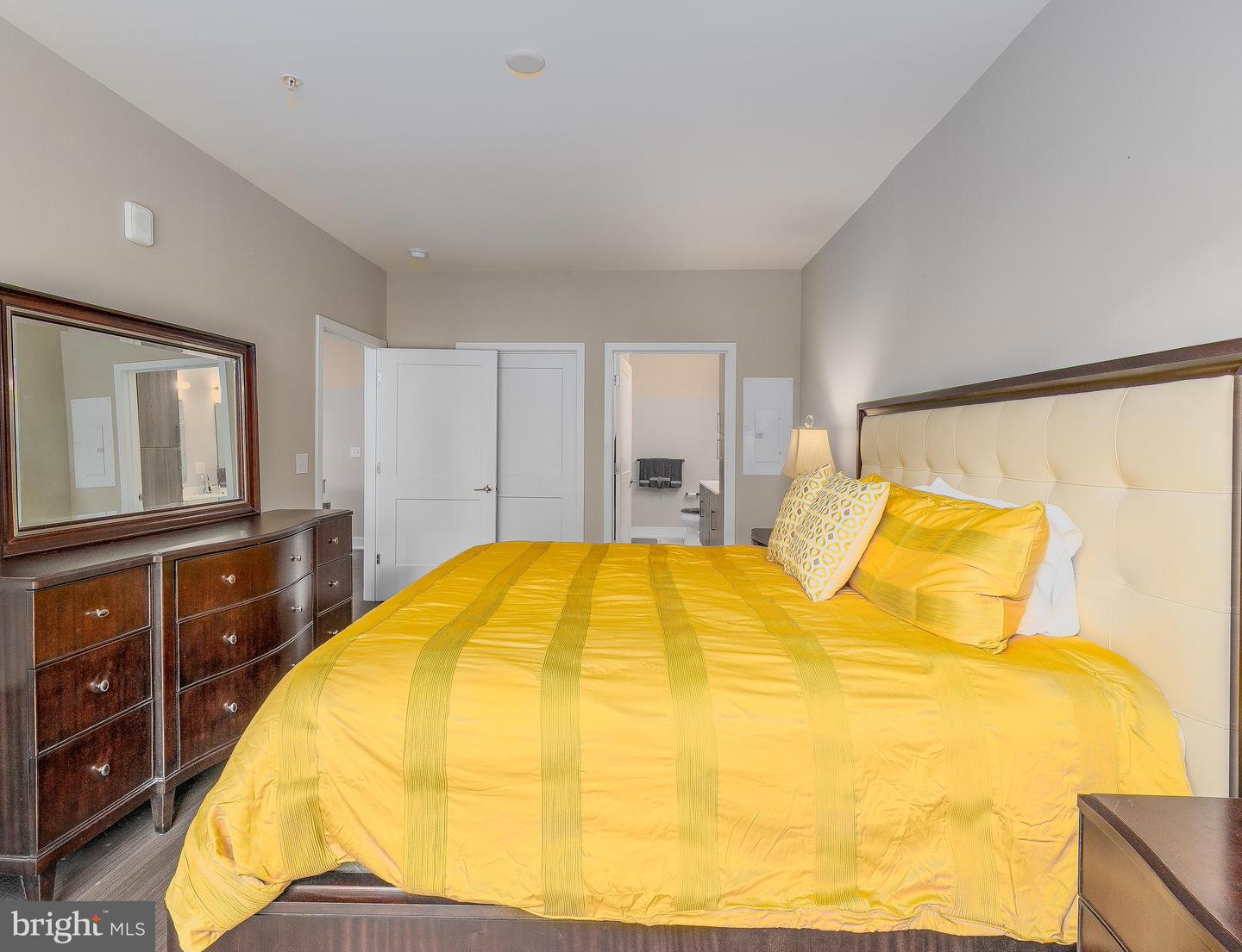 145 Riverhaven Dr #131 Property Photo 15