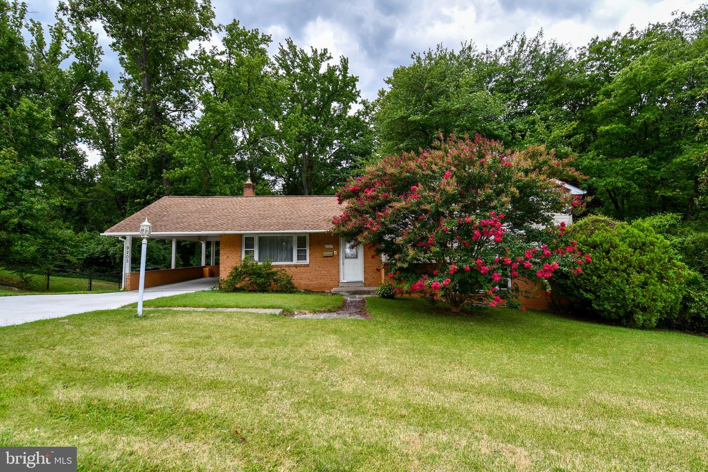 9205 WELLINGTON CT