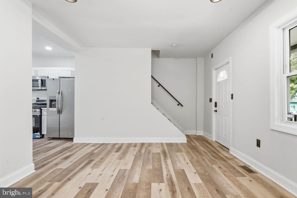 5807 Dade St Property Photo 11