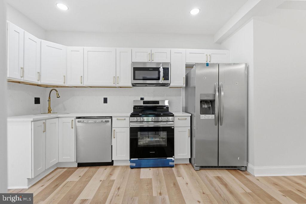 5807 Dade St Property Photo 14
