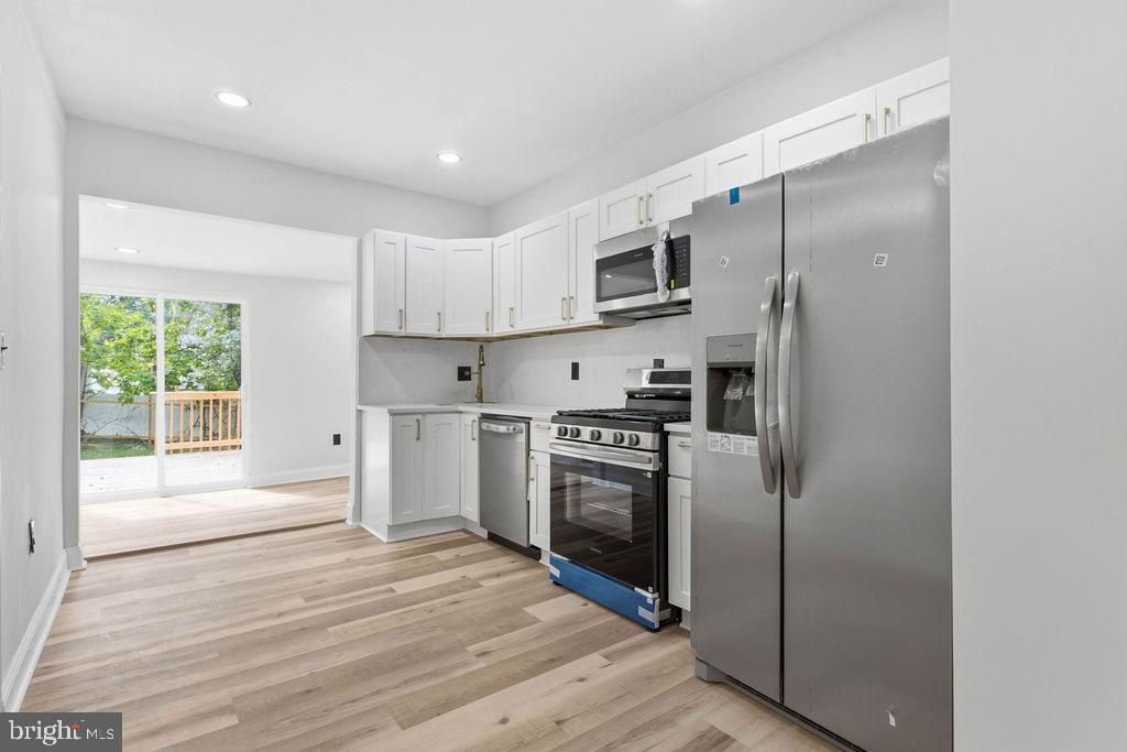 5807 Dade St Property Photo 15