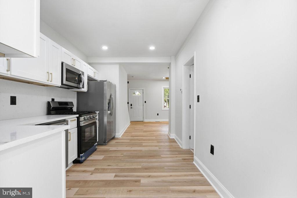 5807 Dade St Property Photo 16