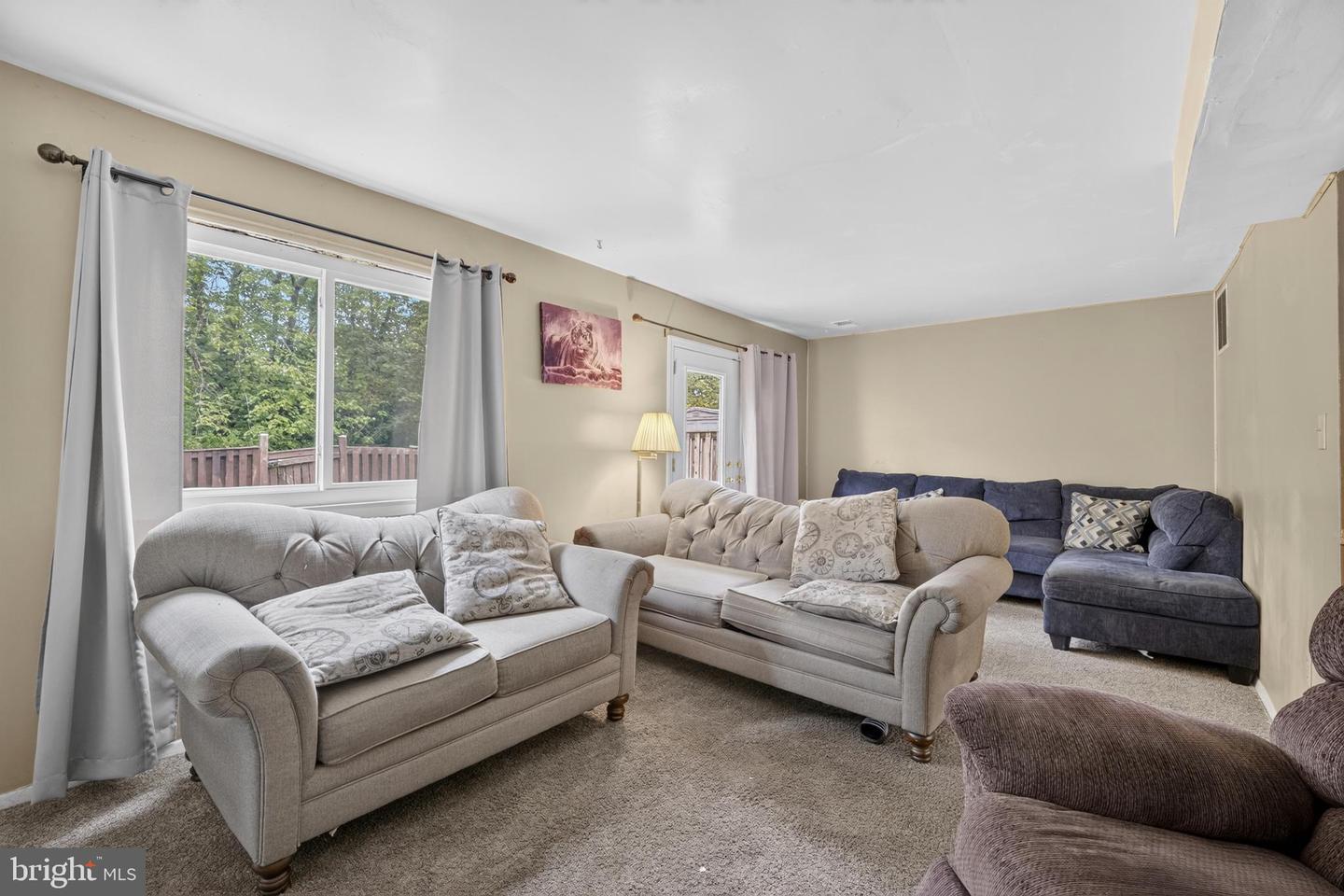 8608 Brae Brooke Dr Property Photo 2