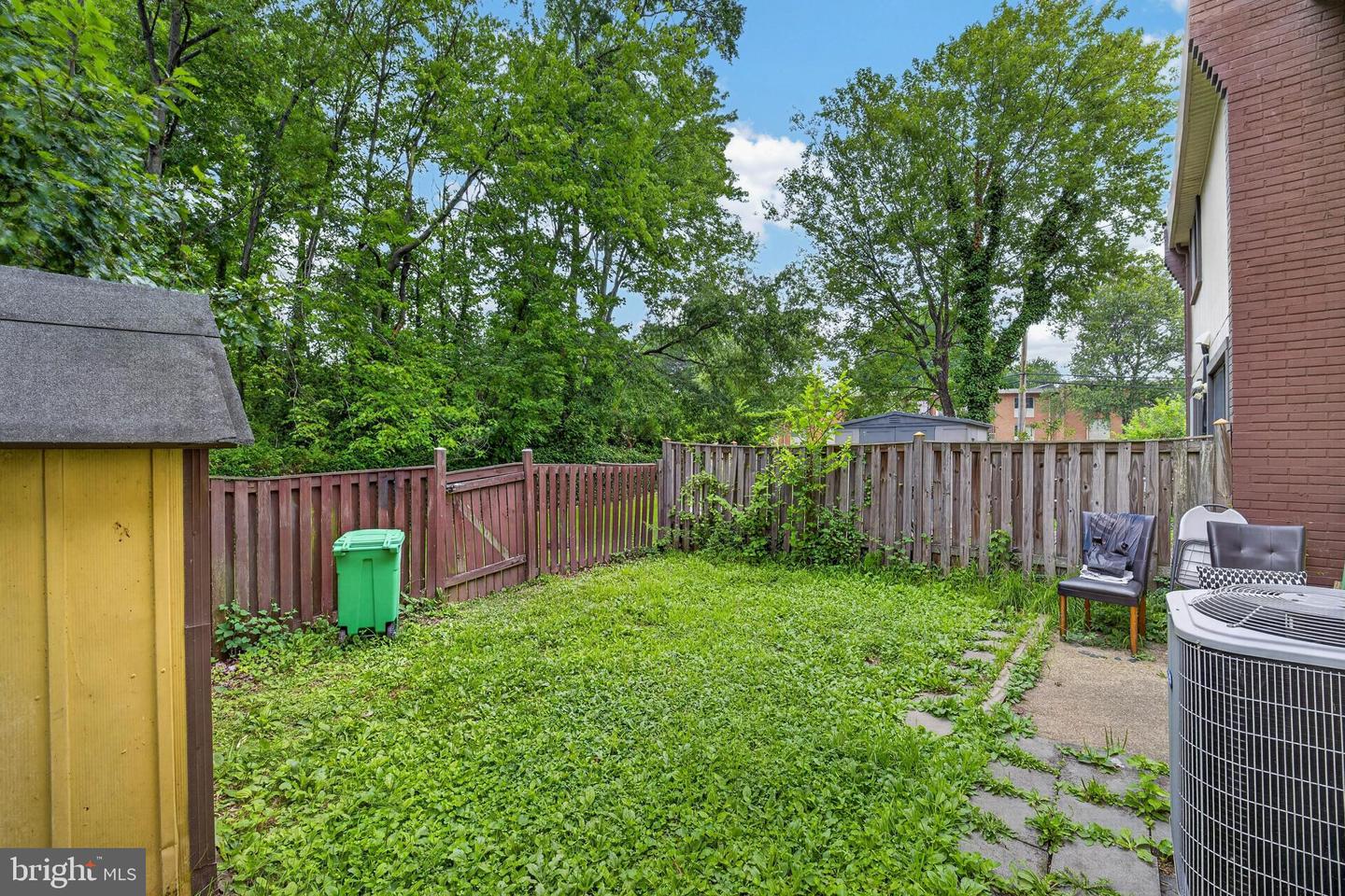 8608 Brae Brooke Dr Property Photo 17