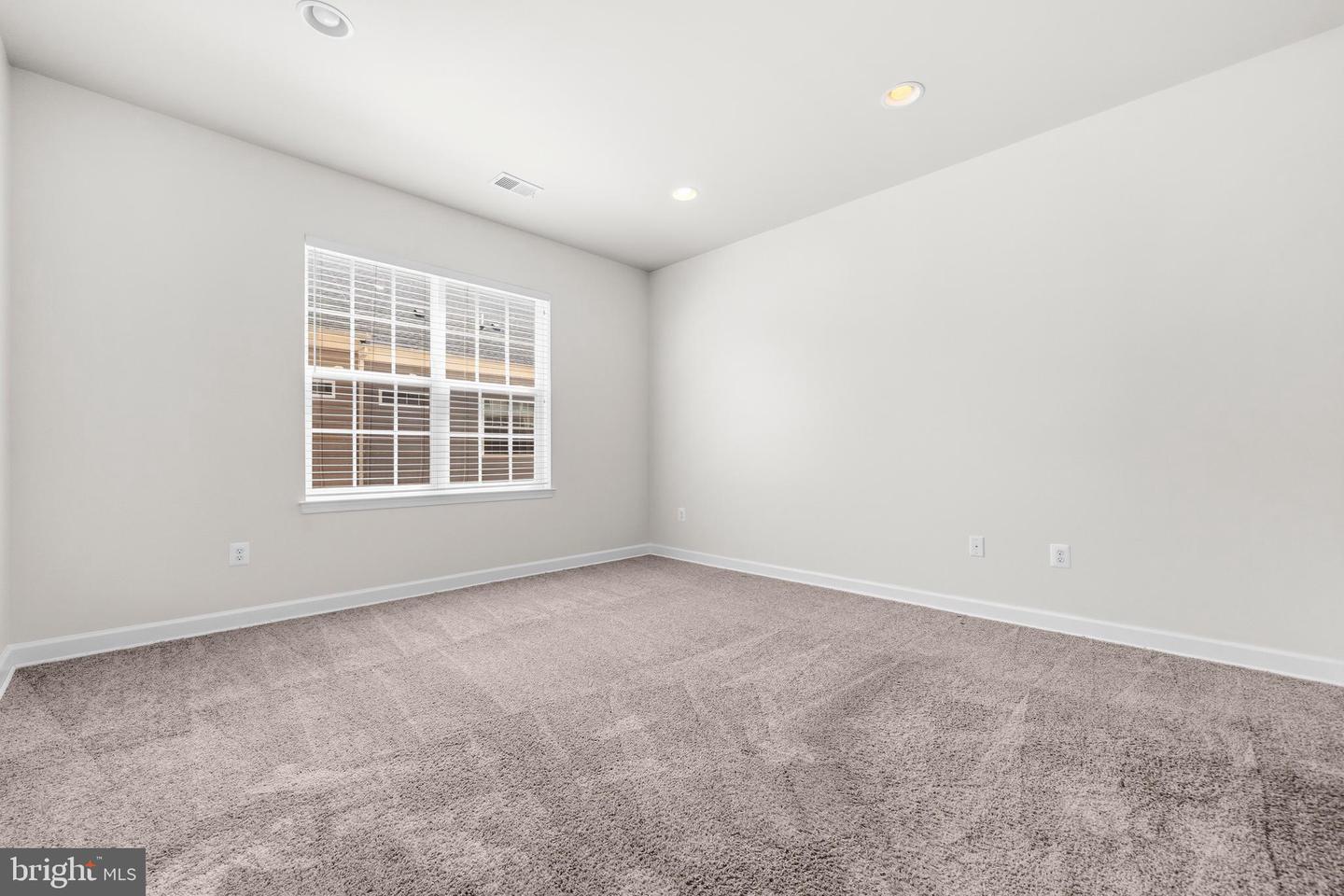 12813 Brickyard Blvd Property Photo 19