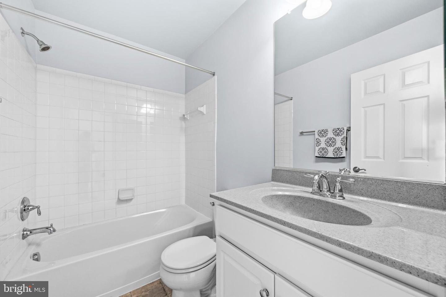 12813 Brickyard Blvd Property Photo 32