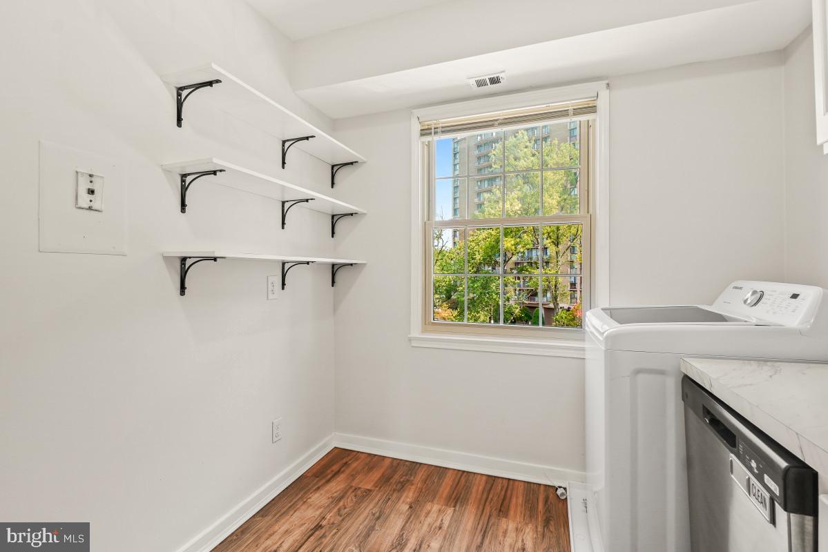 6034 Westchester Park Dr #6034 301 Property Photo 13