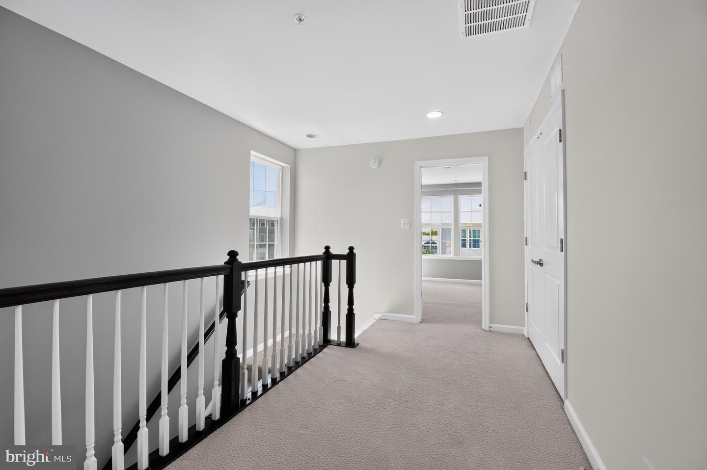2922 Pinebrook Rd Property Photo 29