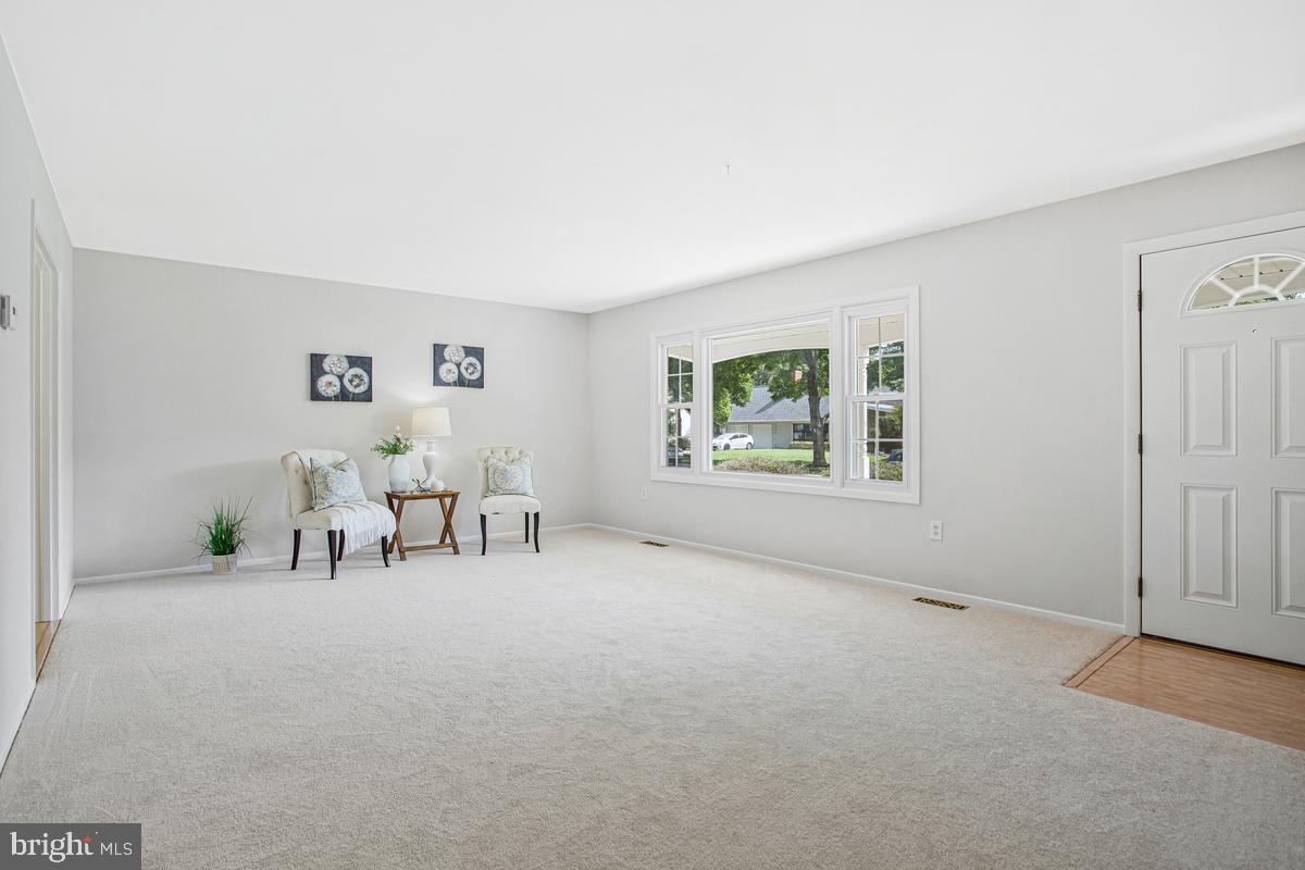 12606 Brunswick Ln Property Photo 6