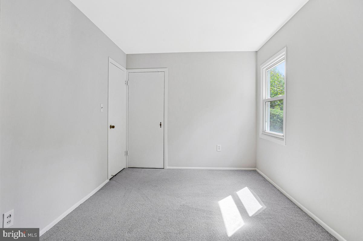 12606 Brunswick Ln Property Photo 17