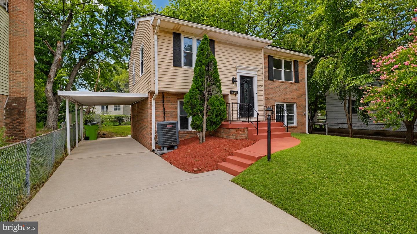 3806 Upshur St Property Photo 1