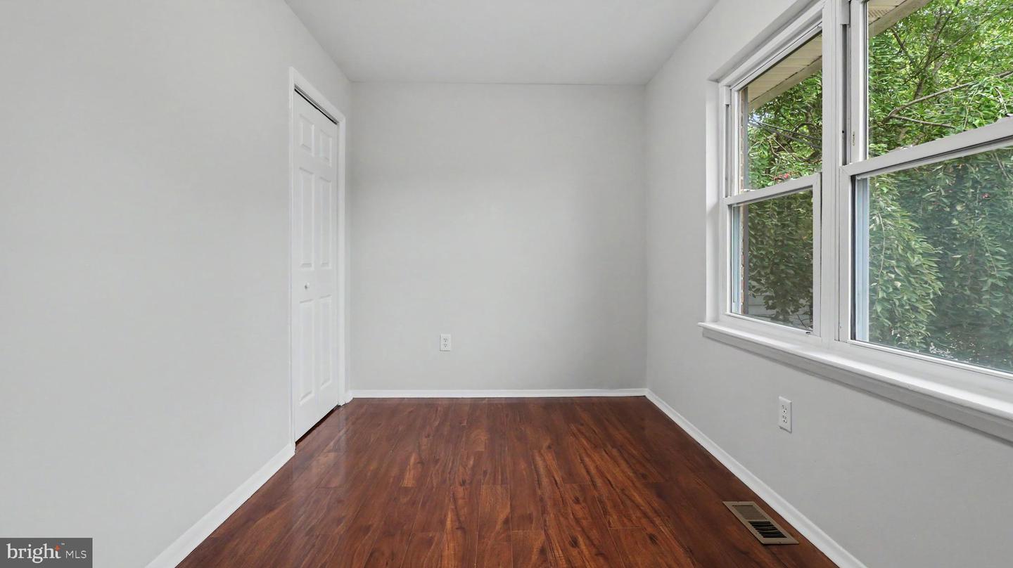 3806 Upshur St Property Photo 24