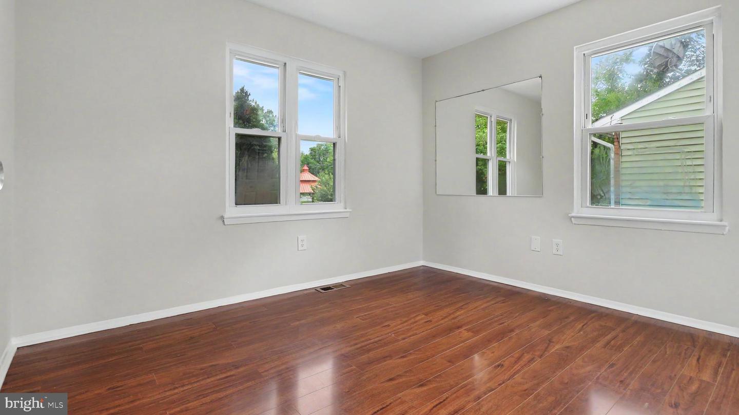 3806 Upshur St Property Photo 34