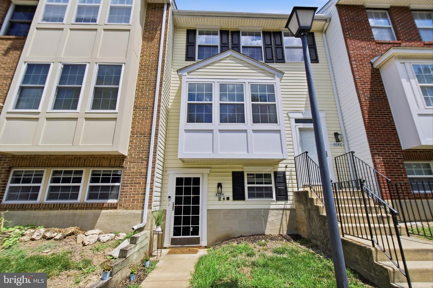 4240 Applegate Ln #5 Property Photo 1