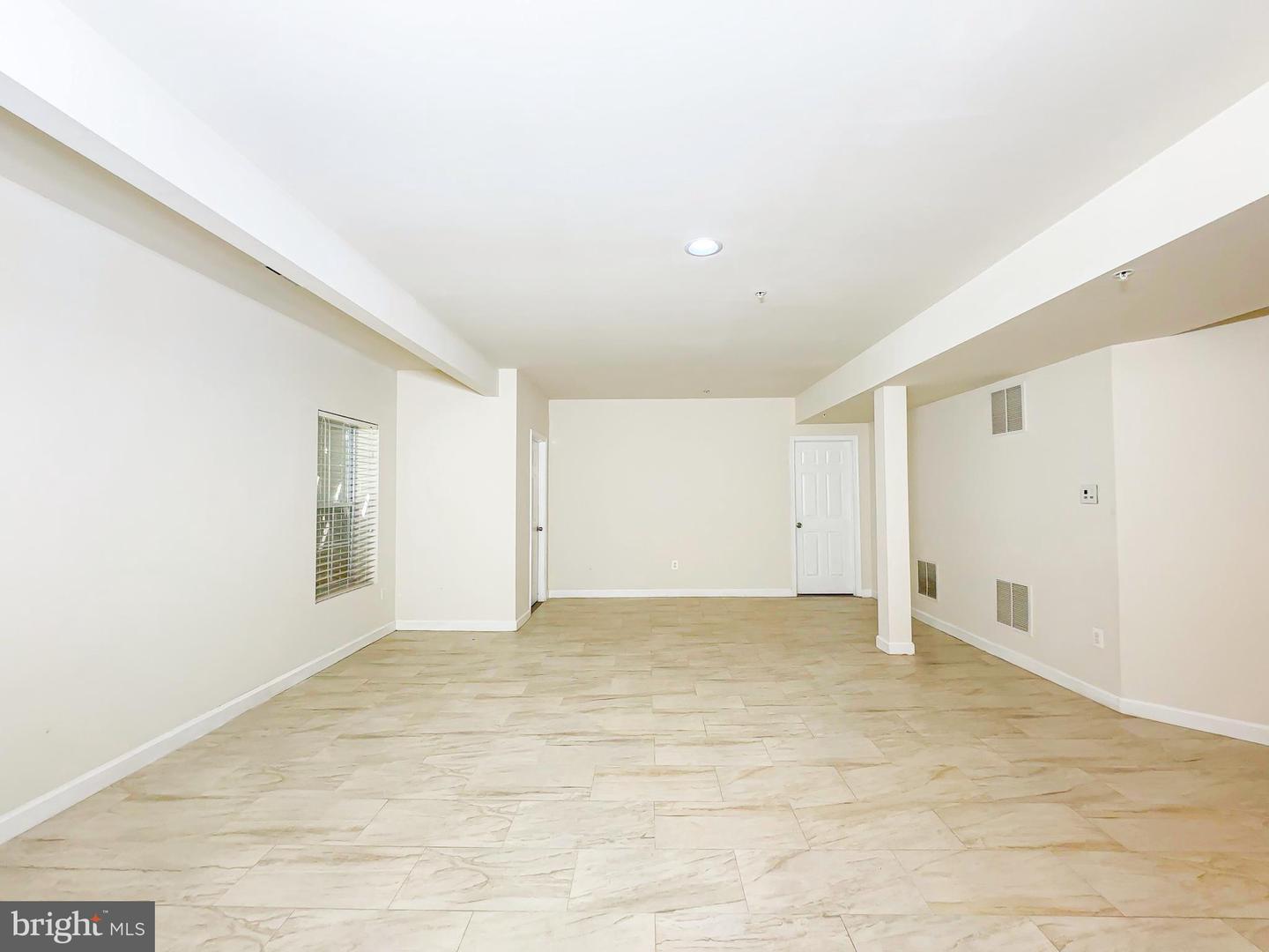 7023 Sand Cherry Way Property Photo 8