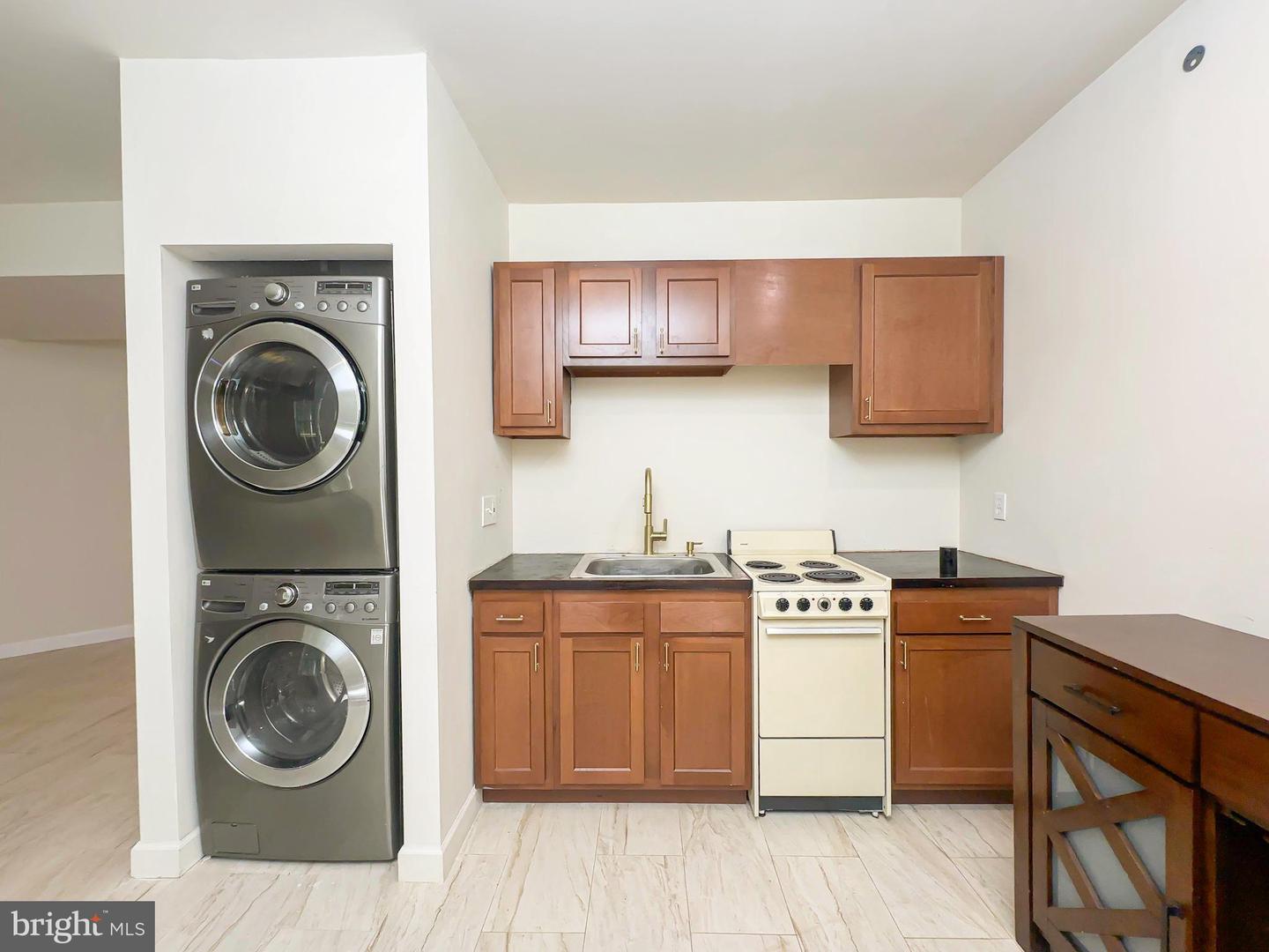 7023 Sand Cherry Way Property Photo 10